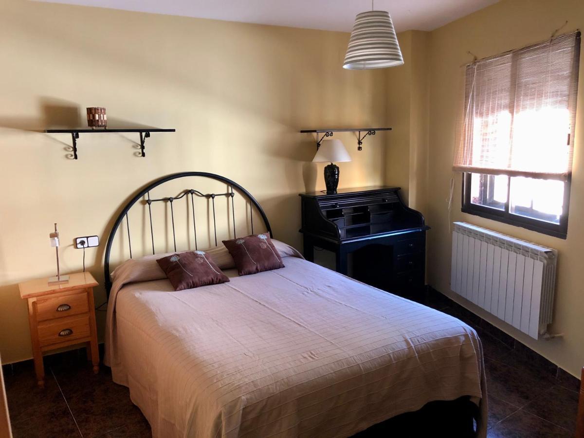 Casa En El Corazon De Gredos, Amplia Y Agradable. Villa Navacepeda de Tormes Ngoại thất bức ảnh